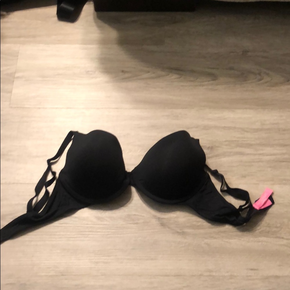 Black push up bra